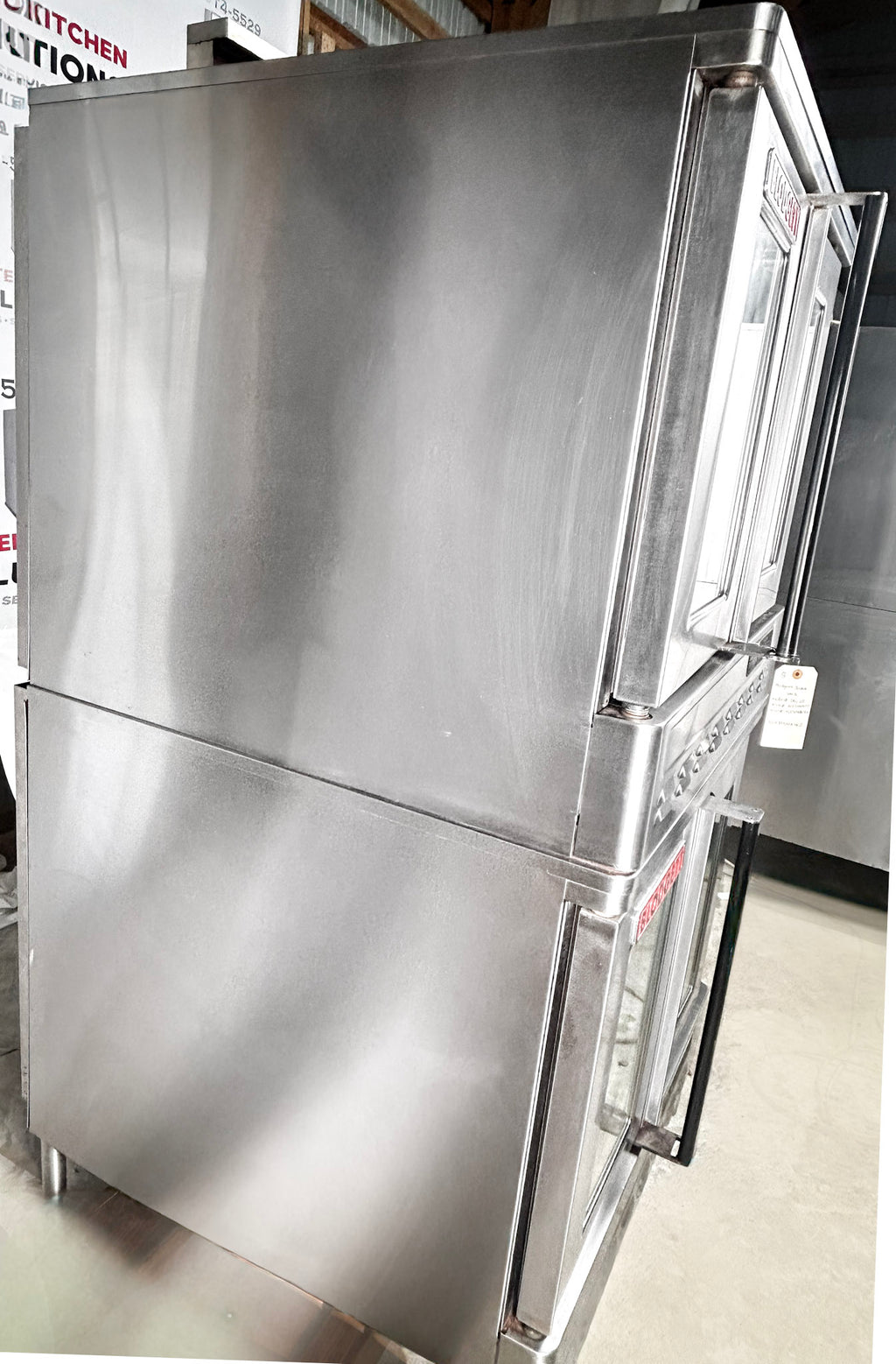 Blodgett DFG-100 Natural Gas Double Stack  Convection Oven – Digital Controls, View-Through Doors, Legs