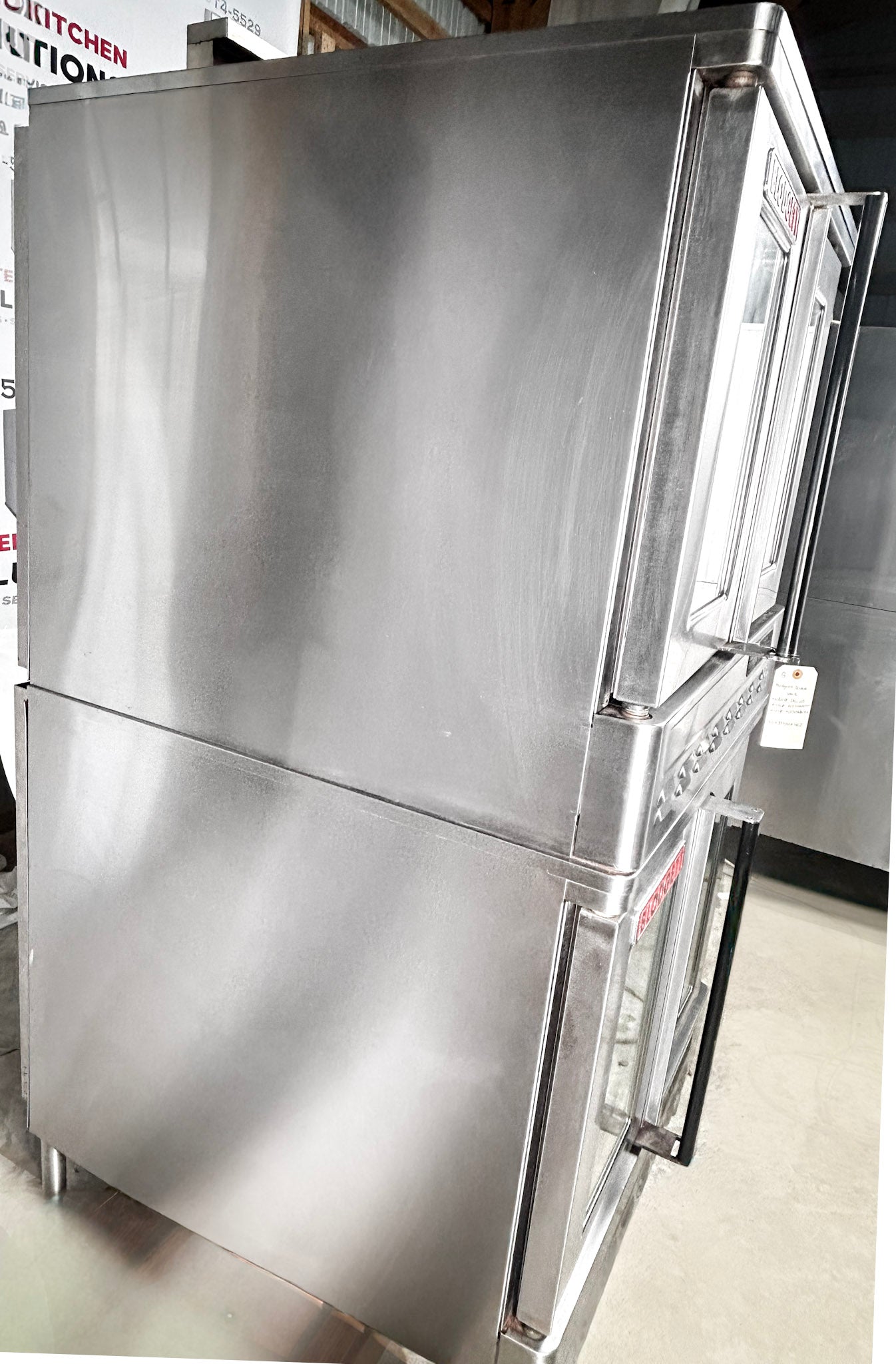Blodgett DFG-100 Natural Gas Double Stack  Convection Oven – Digital Controls, View-Through Doors, Legs