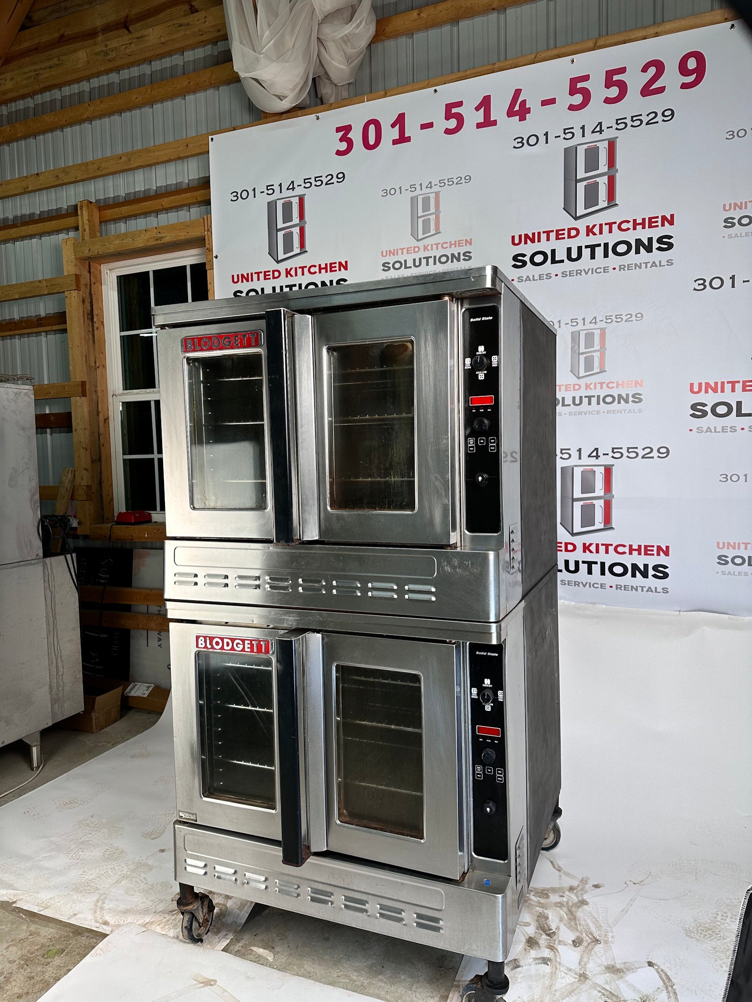 Blodgett DFG-100 Natural Gas Double Stack Convection Oven – Digital Controls, Casters