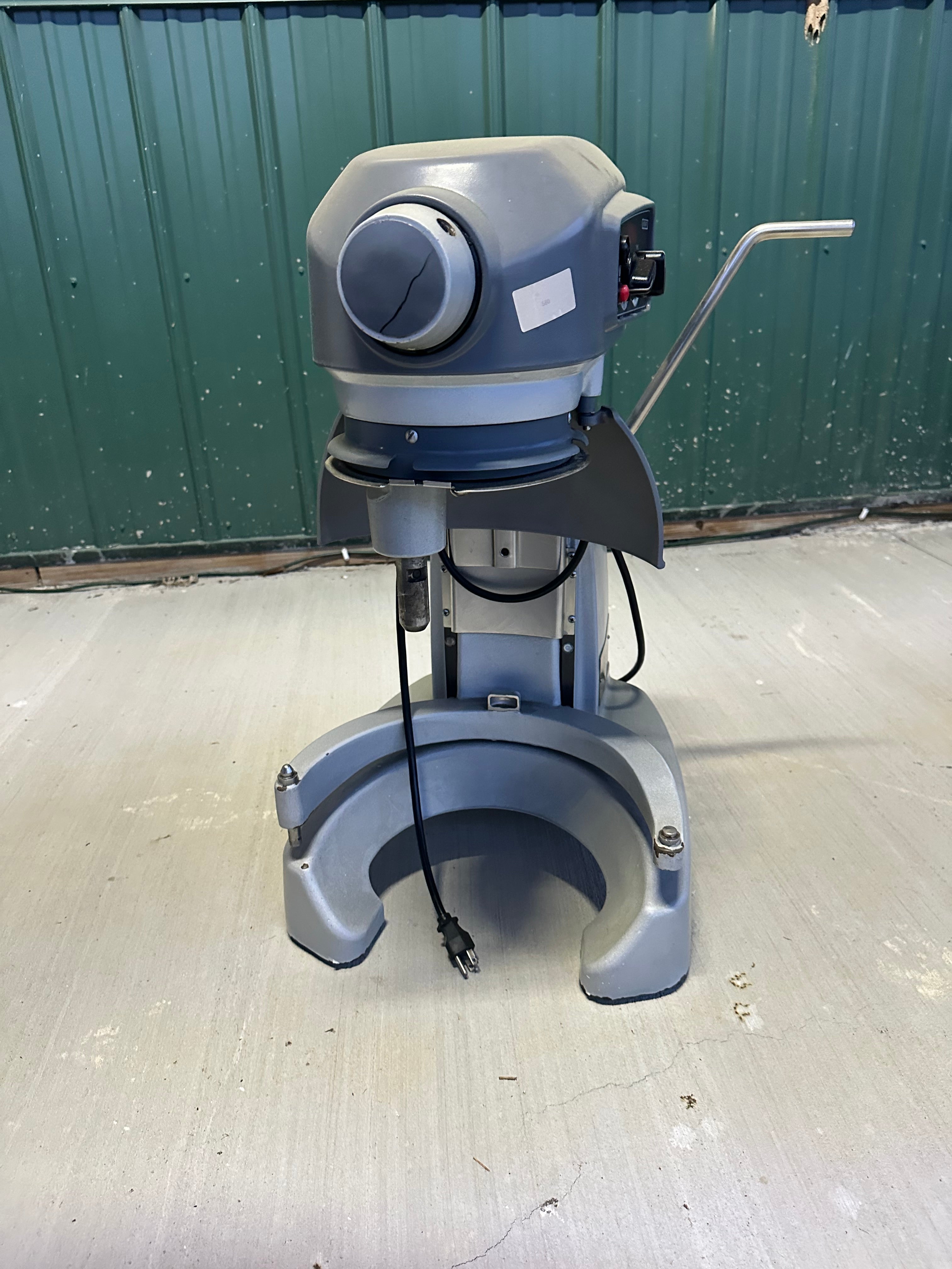 Hobart Legacy HL200 20 Quart Commercial Dough Mixer