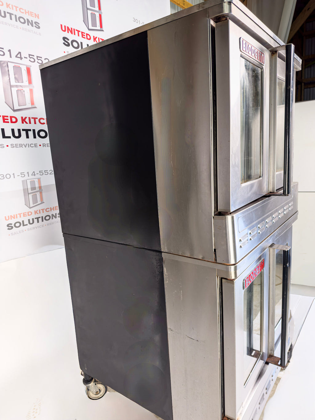 Blodgett DFG-100 Natural Gas Double Stack Convection Oven – Digital Controls, Casters
