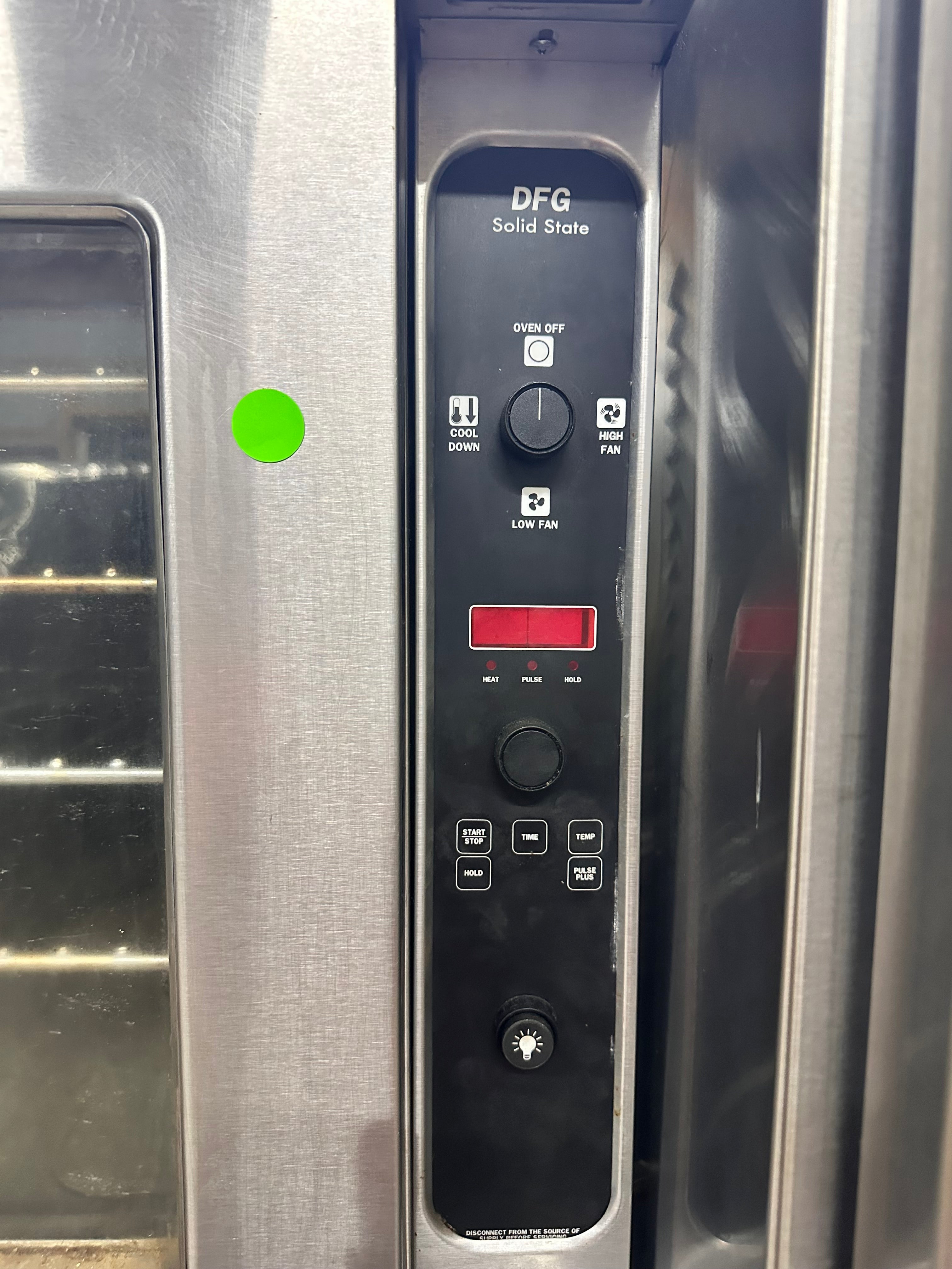 Blodgett DFG-100 Natural Gas Double Stack Convection Oven – Digital & Solid State Controls, View-Through Doors
