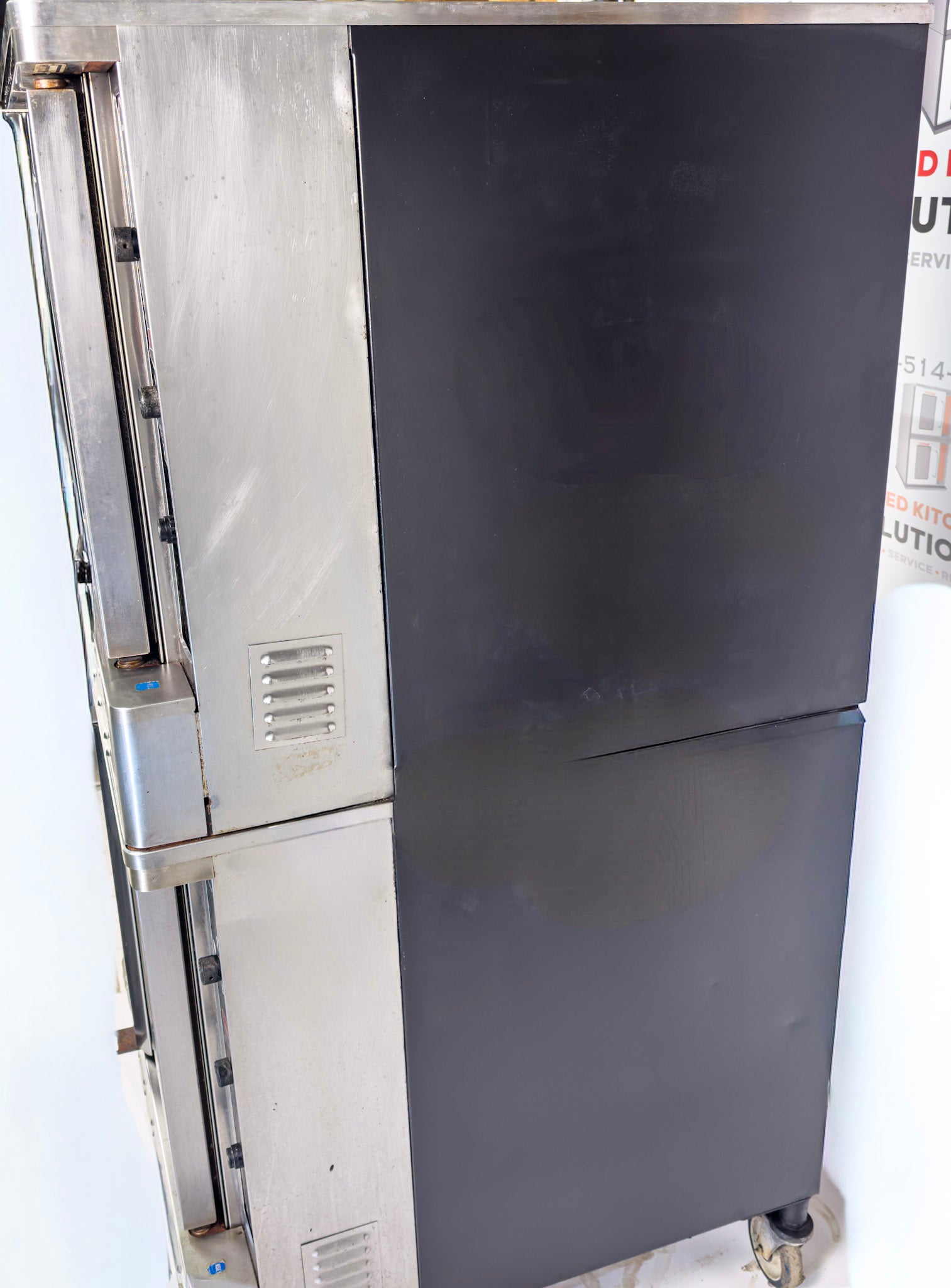 Blodgett DFG-100 Natural Gas Double Stack Convection Oven – Digital Controls, Casters