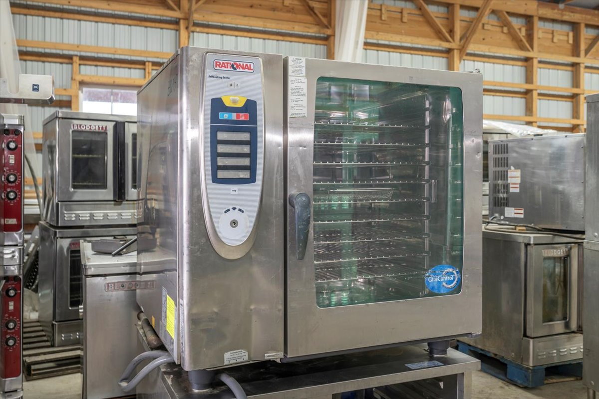 Rational SCC 102G Natural Gas Combi Oven – 10 Pan SelfCookingCenter Commercial Combination Oven