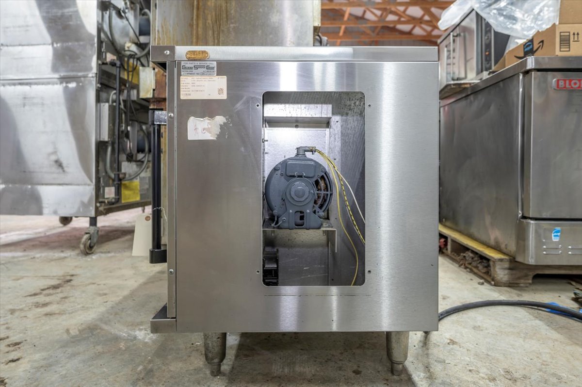 Garland MCO-ED-10 Electric 208V Single Stack Half-Size Convection Oven - View-Through Doors, Legs