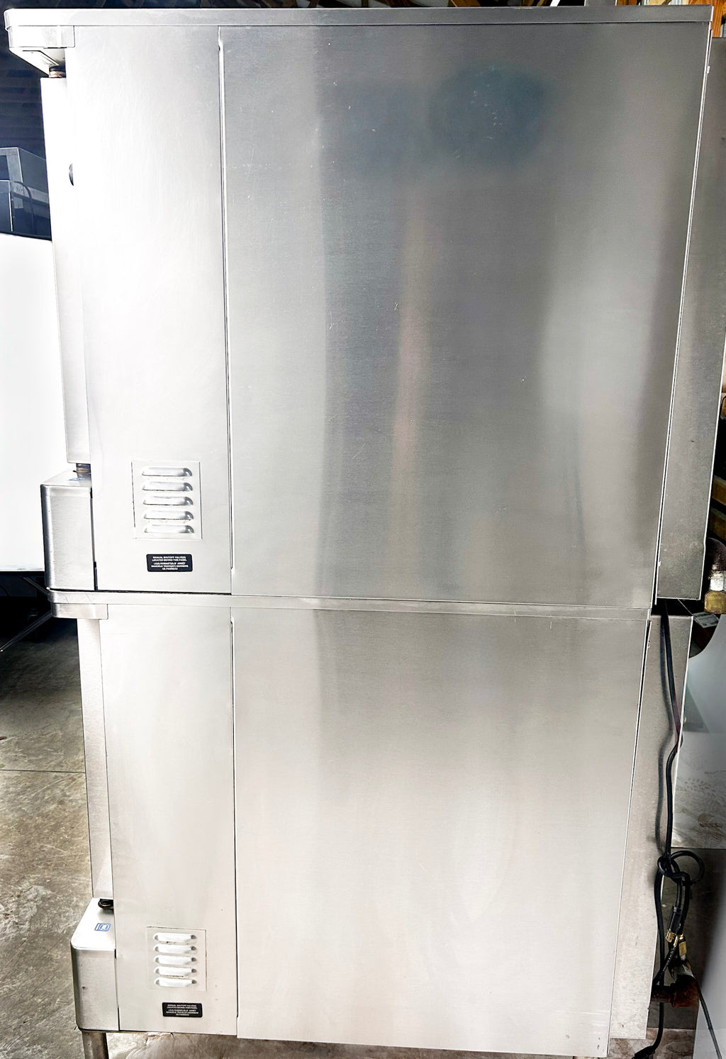 Blodgett DFG-100 Natural Gas Double Stack  Convection Oven – Digital Controls, View-Through Doors, Legs