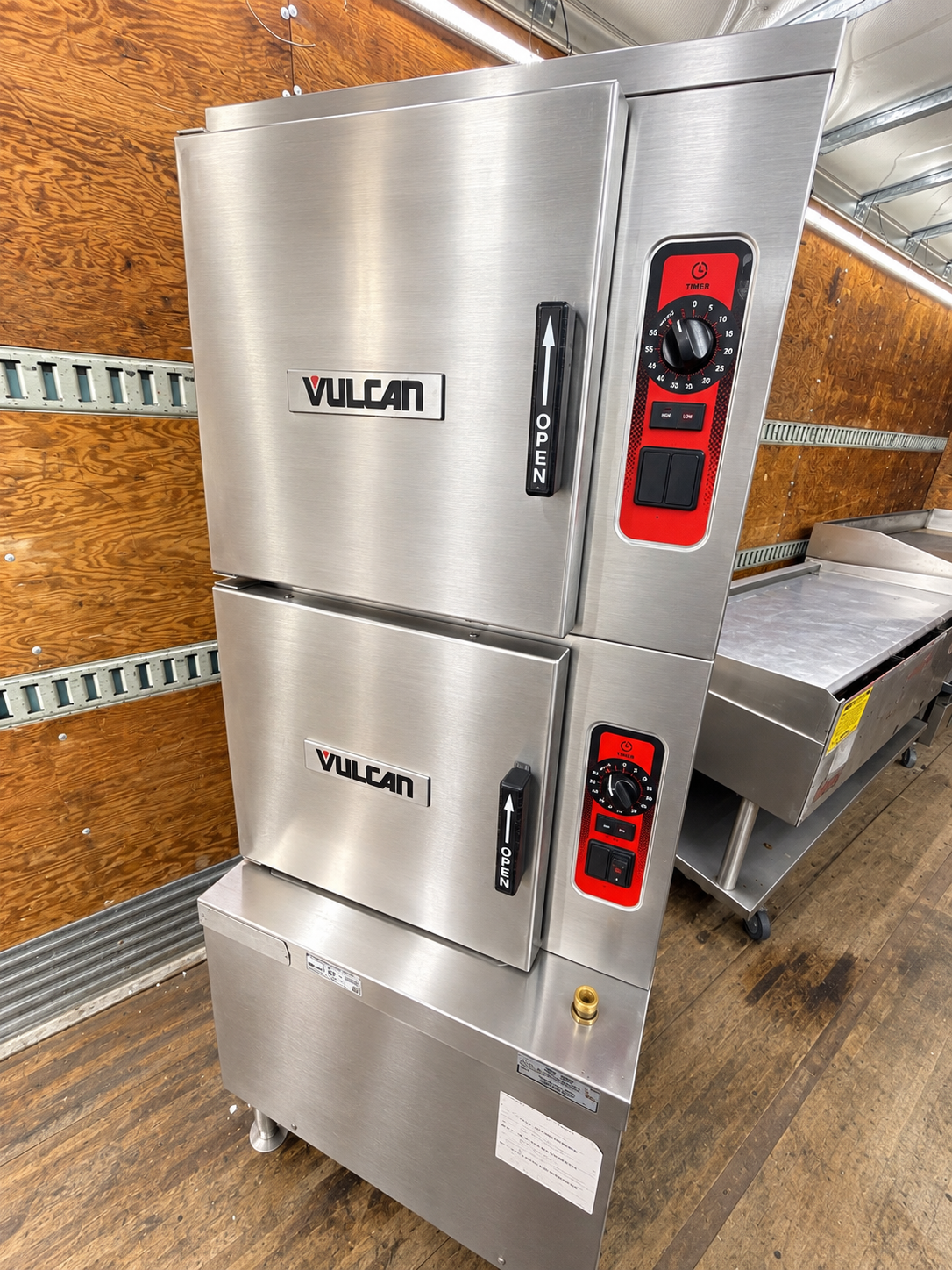 Vulcan Stainless Steel Natural Gas 2-Deck Commercial Steam Cabinet (Floor Model)