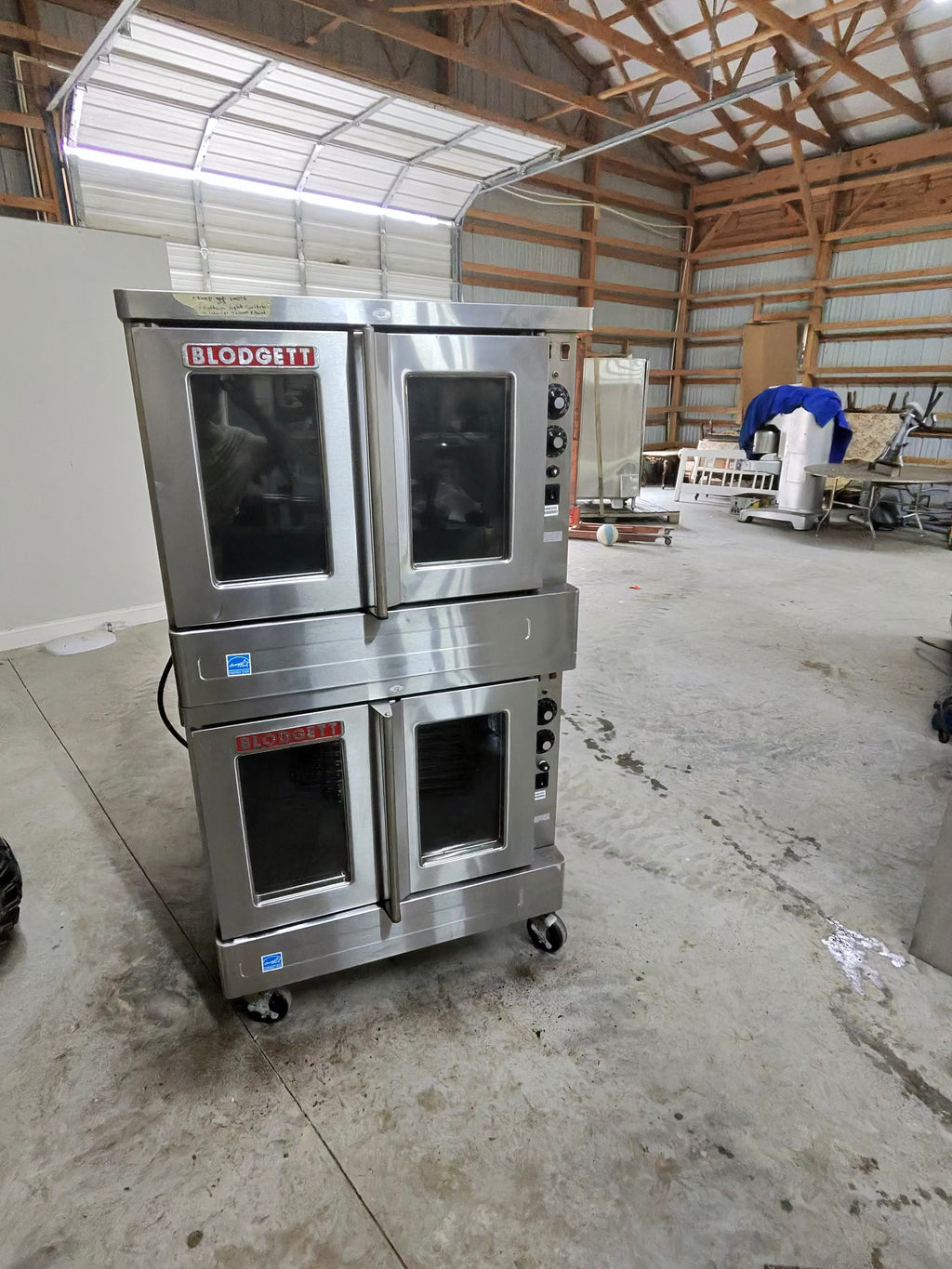 2015 Blodgett SHO Electric Double Stack Convection Oven – Standard Controls View-through doors, Casters