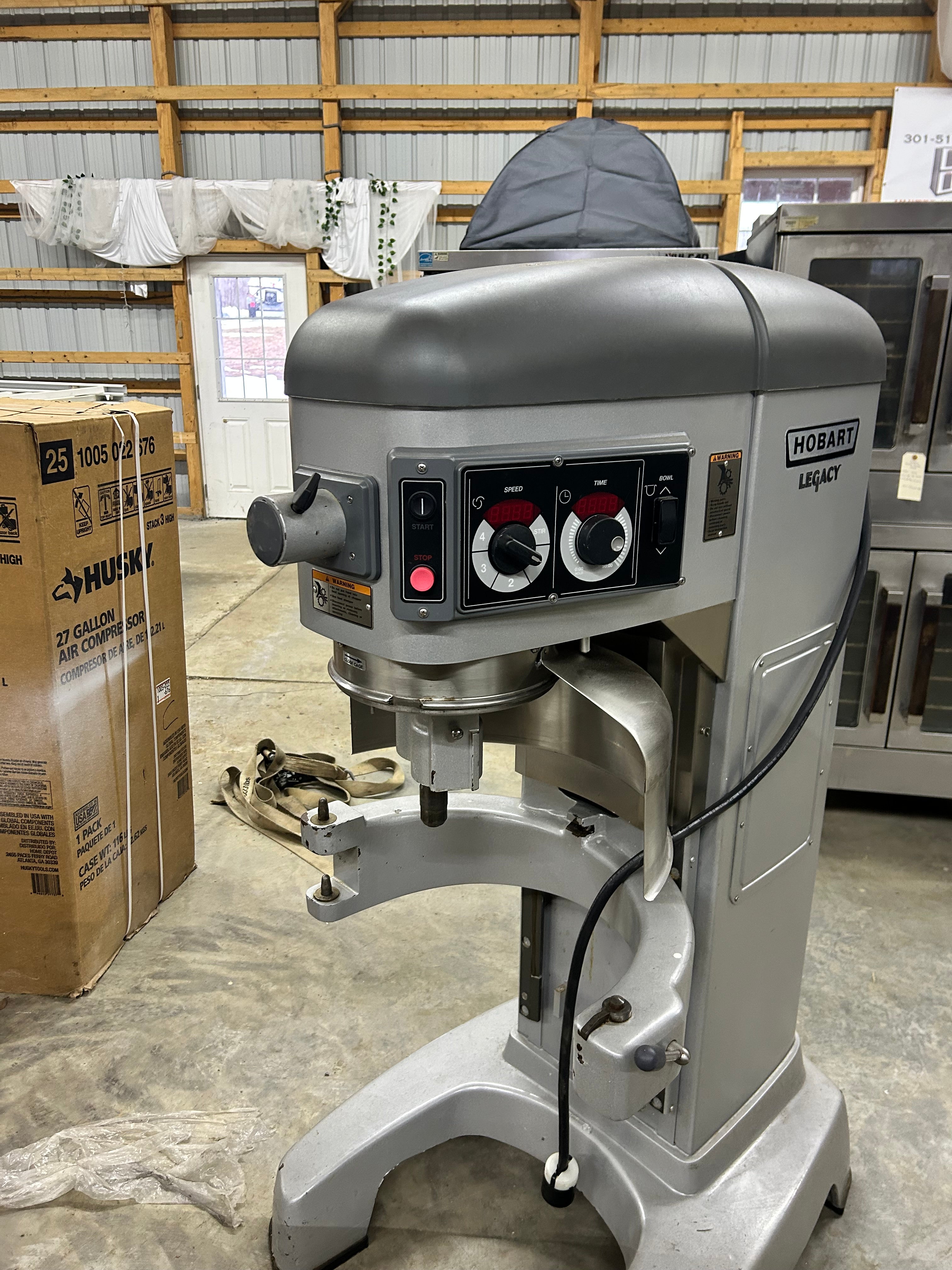 Hobart Legacy HL600 60 Quart Commercial Dough Mixer - With ATTACHMENTS