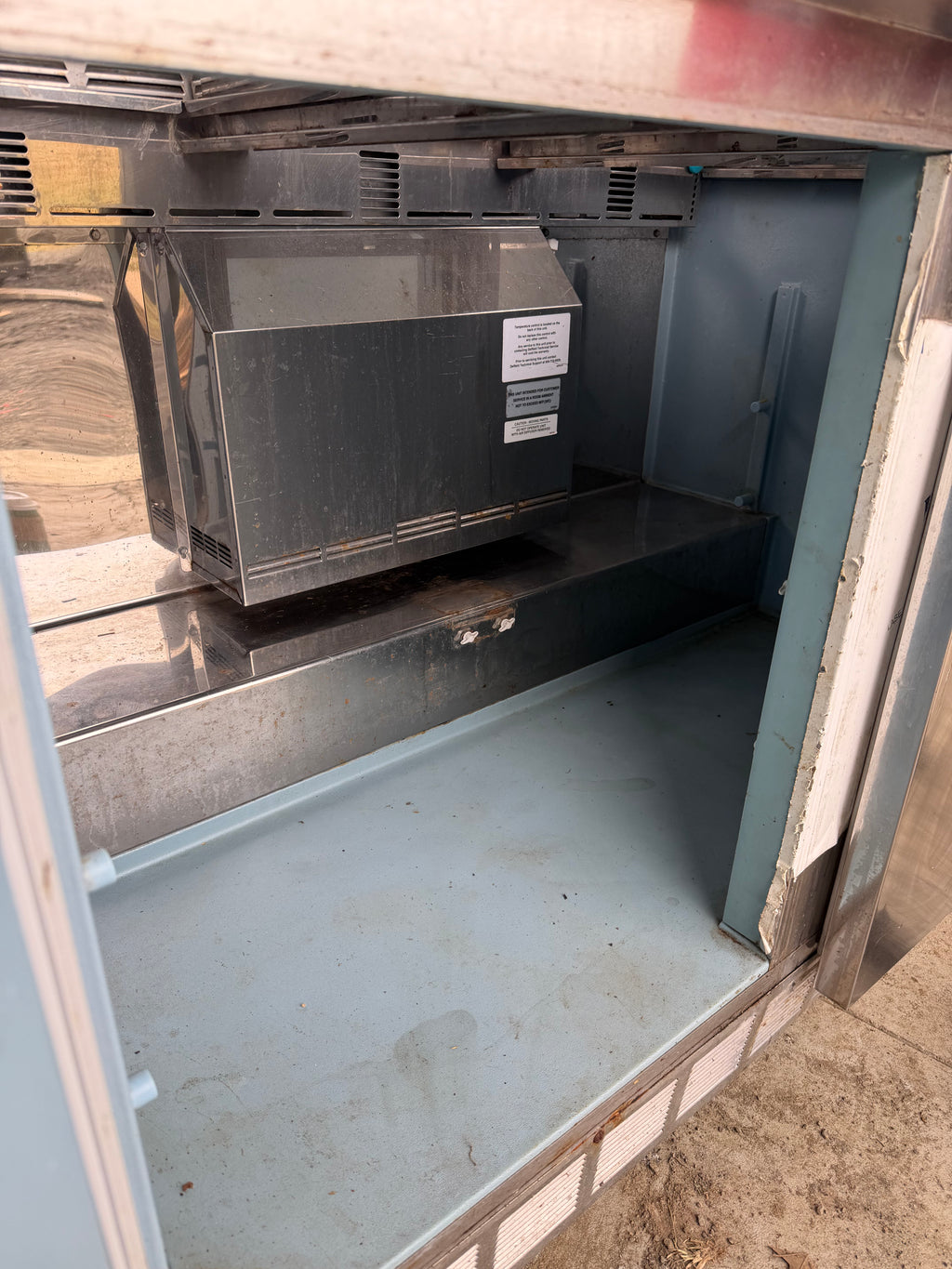 48" Mega Top Bain Marie Sandwich Prep Refrigerator