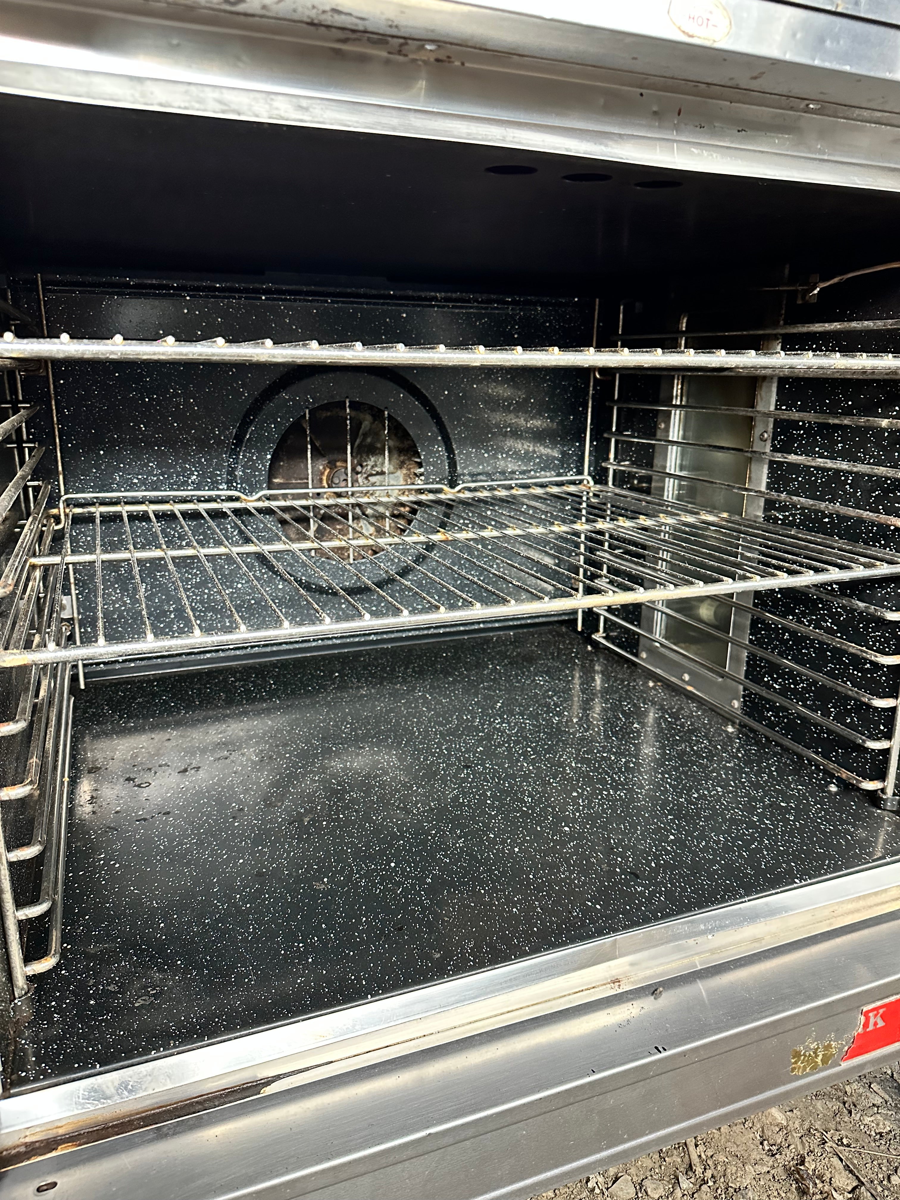 Blodgett Mark V Electric Double Stack Convection Oven – Standard Controls, Metal doors, Legs