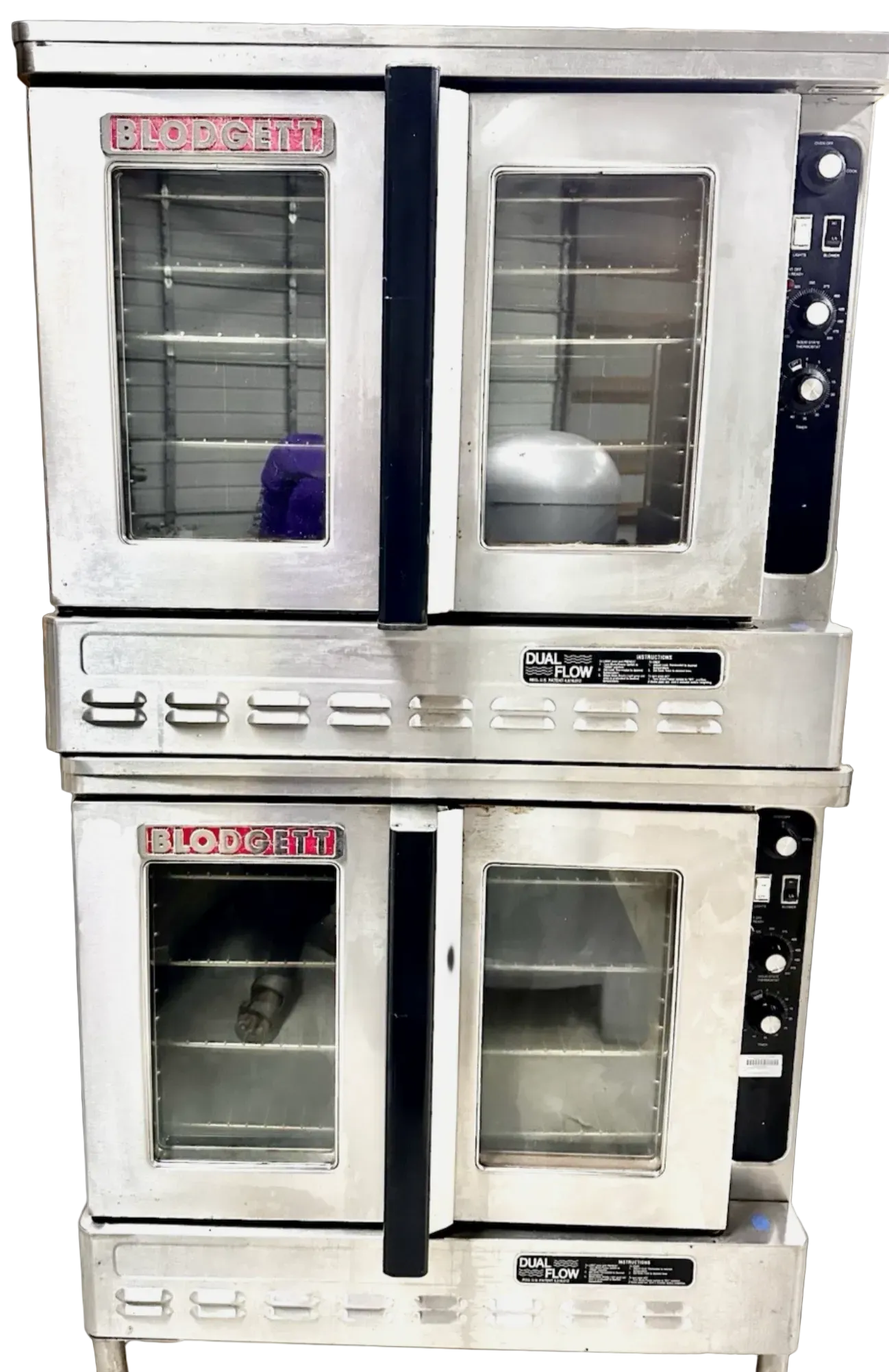 Blodgett Zephaire 200 Liquid Propane Double Stack Bakery Depth Convection Oven – Standard Controls View-through doors on Legs