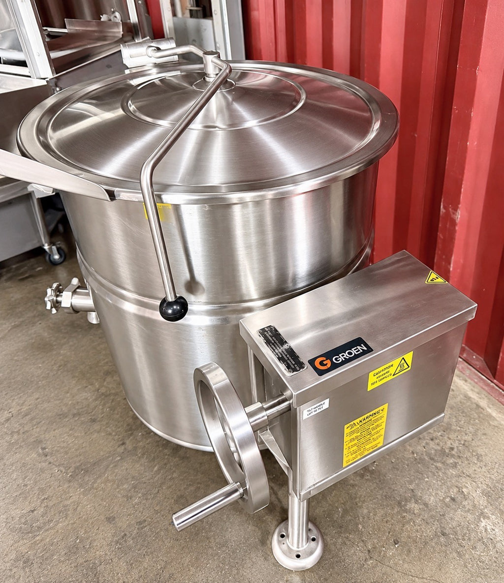 Cleveland KEL-40-T 40 Gallon Electric Tilting Steam-Jacketed Kettle